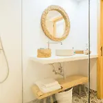 Apartment Luxury - Heated Pool & Beachfront Access *