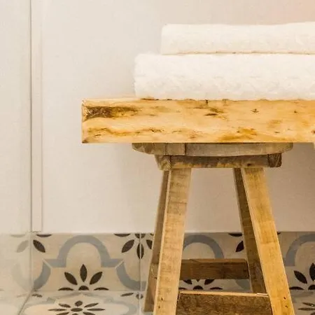 Apartman Luxury - Heated Pool & Beachfront Access