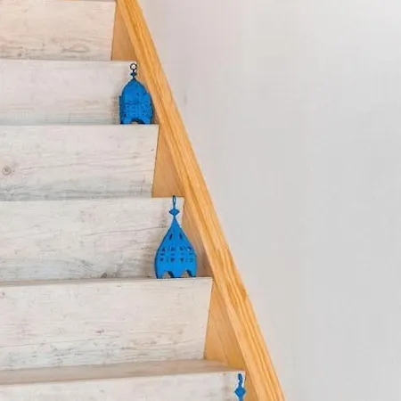 Luxury - Heated Pool & Beachfront Access Apartman *