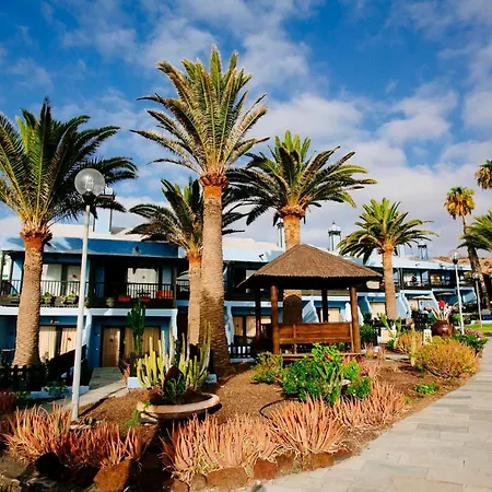 Luxury - Heated Pool & Beachfront Access Apartman *